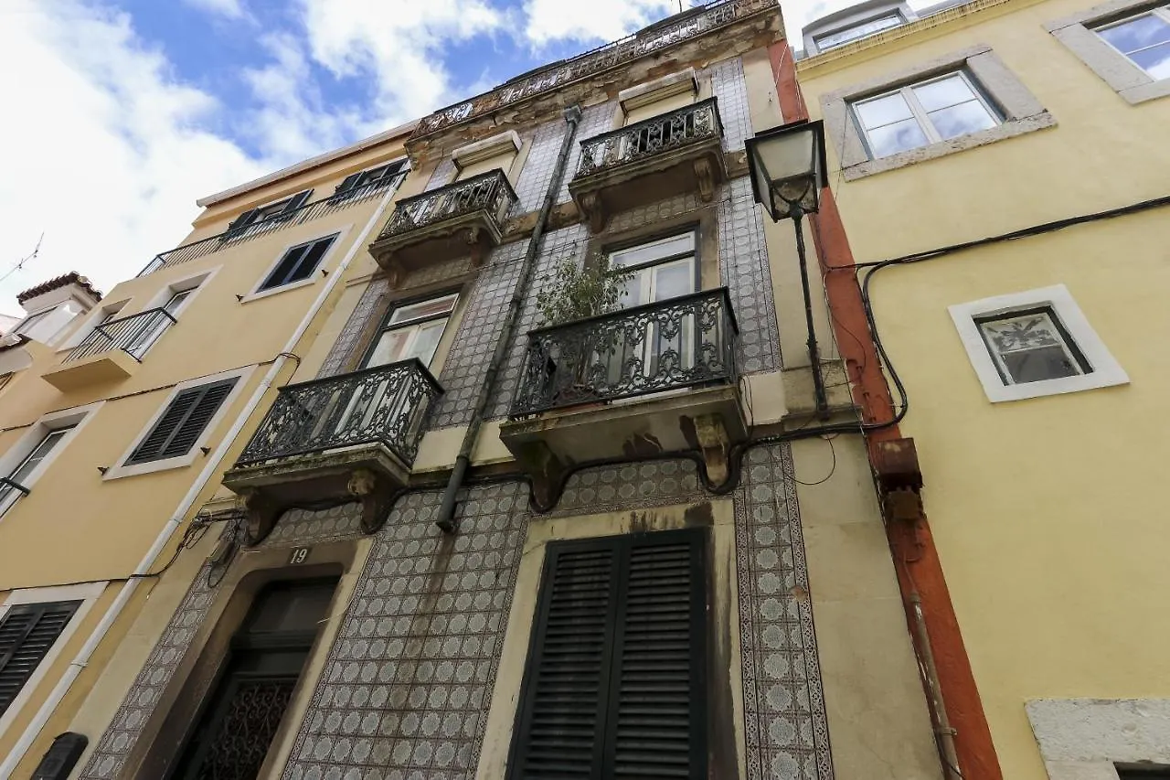 Santa Marta Vintage III Design By Homing Apartment Lisbon Portugal
