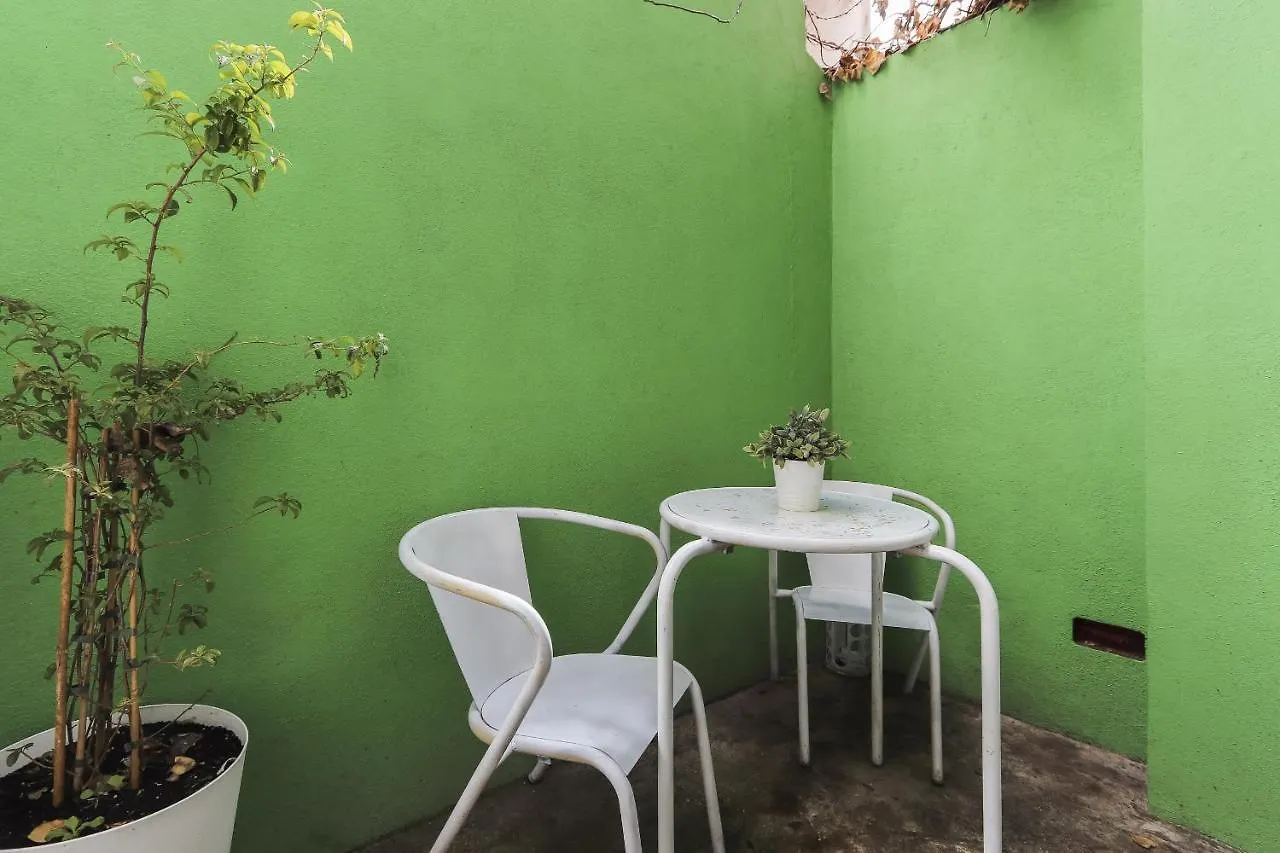 Santa Marta Vintage III Design By Homing Apartment Lisbon Portugal